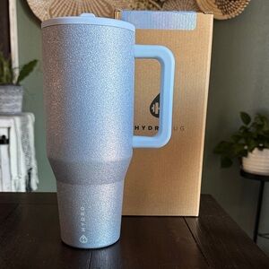 HydroJug 40oz BIRTHDAY
COLLECTION Traveler, ICE BLUE! New!